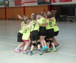 Read more about the article EVM CUP weibl. E-Jugend qualifiziert sich für Endrunde