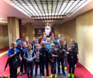 Mehr über den Artikel erfahren Weihnachtsfeier der Wellinger Minis. 