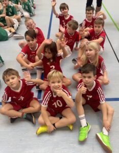 Mehr über den Artikel erfahren Wellinger Minis beim Nikolausturnier in Bassenheim. 