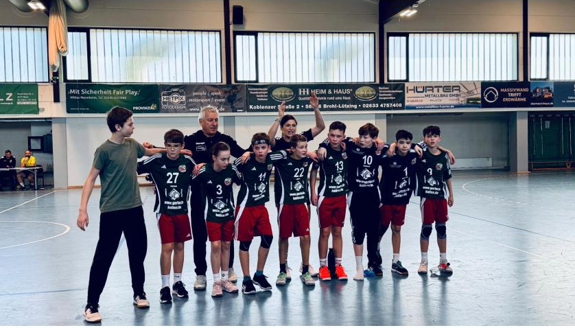 Du betrachtest gerade JSG Welling/Bassenheim – Starker Auftritt der mD 1 Jugend gegen den Tabellenführer Mülheim-Urmitz
