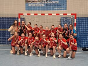 Mehr über den Artikel erfahren JSG Welling/Bassenheim feiert Bezirksoberligameisterschaft mit Heimsieg zum Saisonabschluss