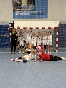 Mehr über den Artikel erfahren E1 gewinnt Duell gegen E2 und ist Meister